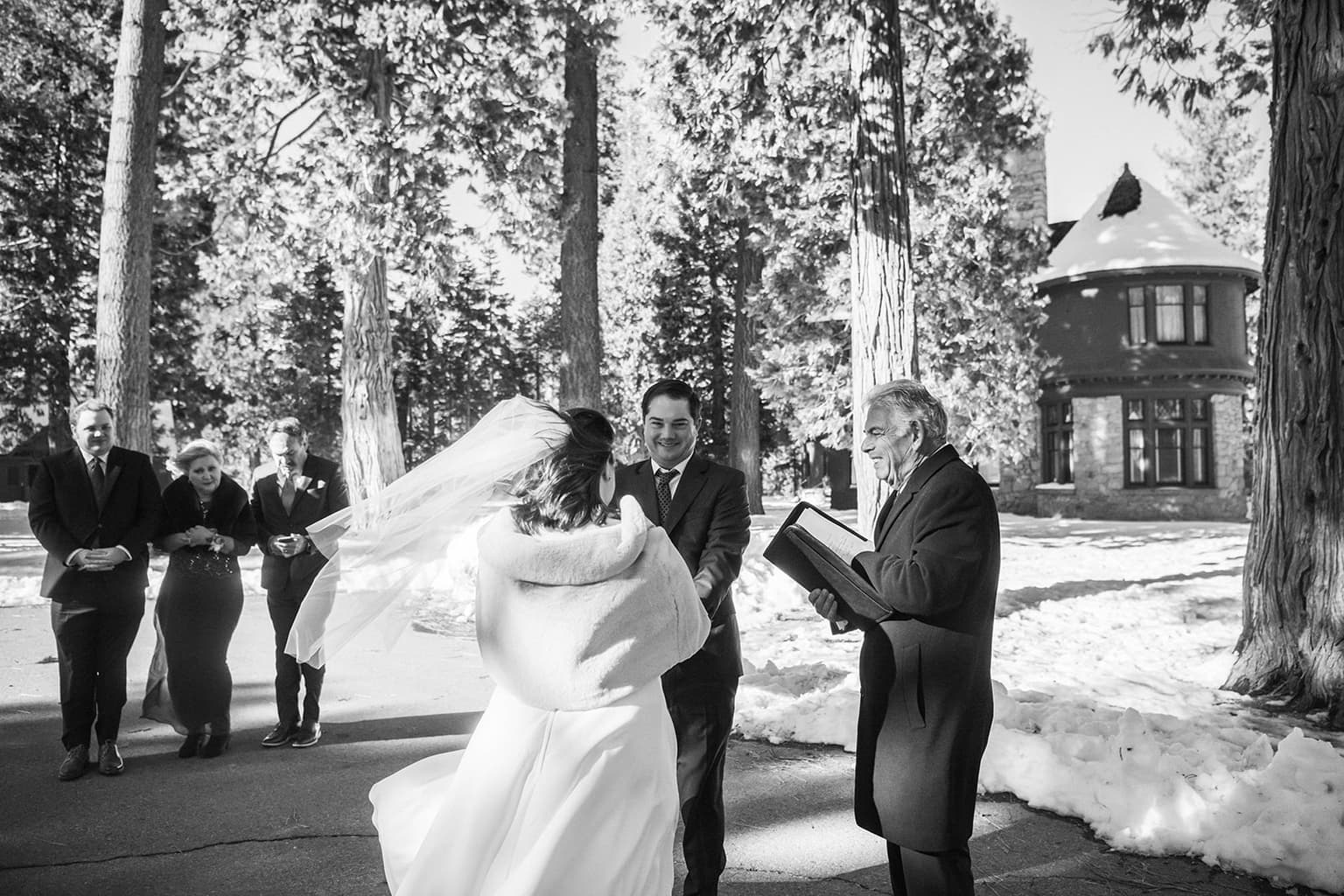 Lake Tahoe wedding couple