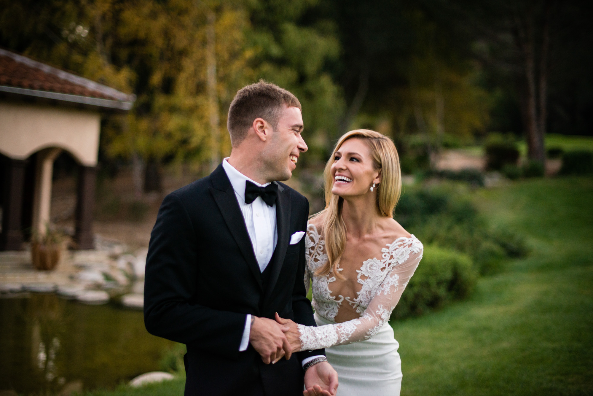 Wine country wedding couple at Sonoma venue